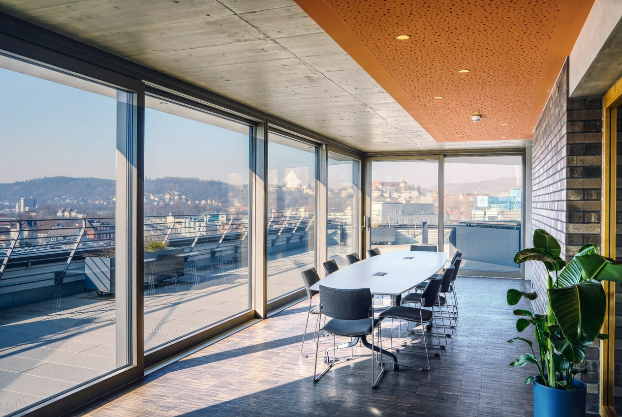 Meetingraum mit Panoramablick